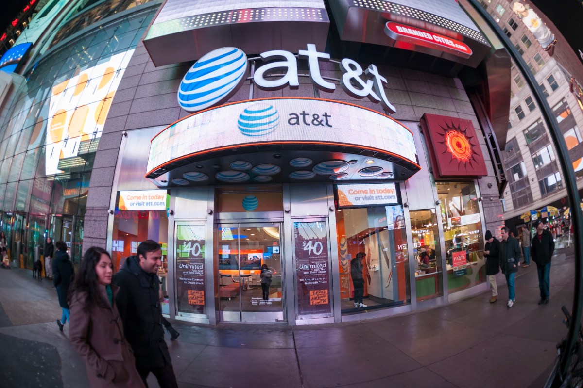 AT&T está restableciendo las contraseñas de las cuentas después de que se perdieran en línea millones de datos de clientes